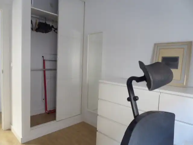 Schlafzimmer von Wohnung zur Miete in Málaga mit Klimaanlage, Abstellraum und Möbliert
