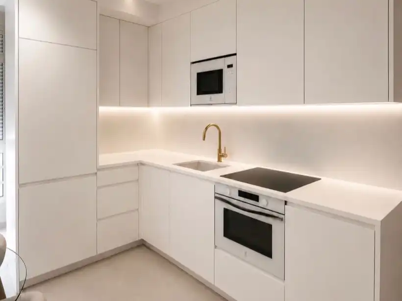Wohnung zur Miete in Avenida de Sánchez Pizjuán, 6, El Torrejón - El Cerezo