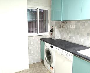 Kitchen of Flat for sale in  Zaragoza Capital  with Heating and Storage room