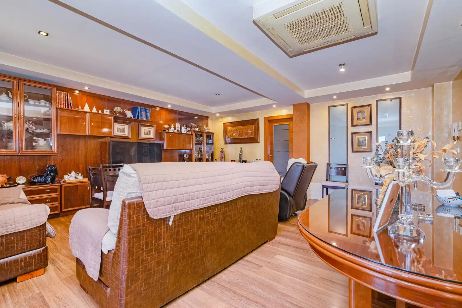 Living room of Detached homes for sale in Granada  with Air Conditioner, Terrace and Furnished