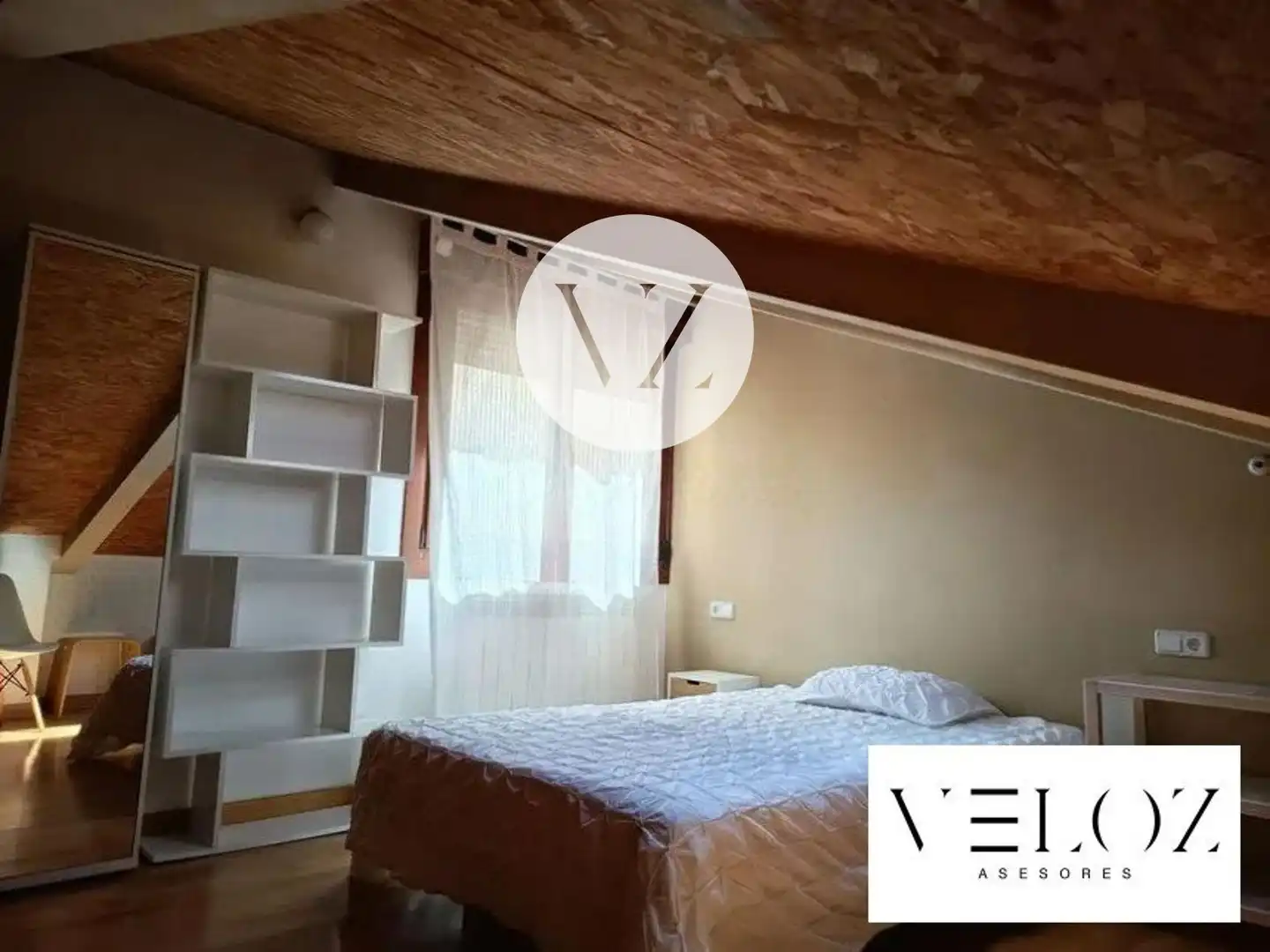 Schlafzimmer von Maisonette zur Miete in Salamanca mit Heizung und Waschmaschine