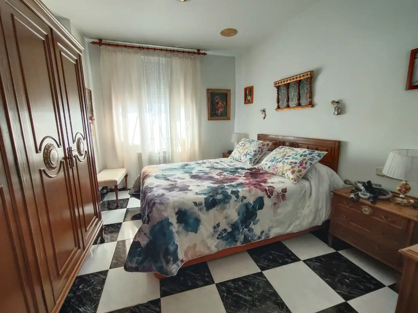 Schlafzimmer von Gebäude zum Verkauf in La Zubia