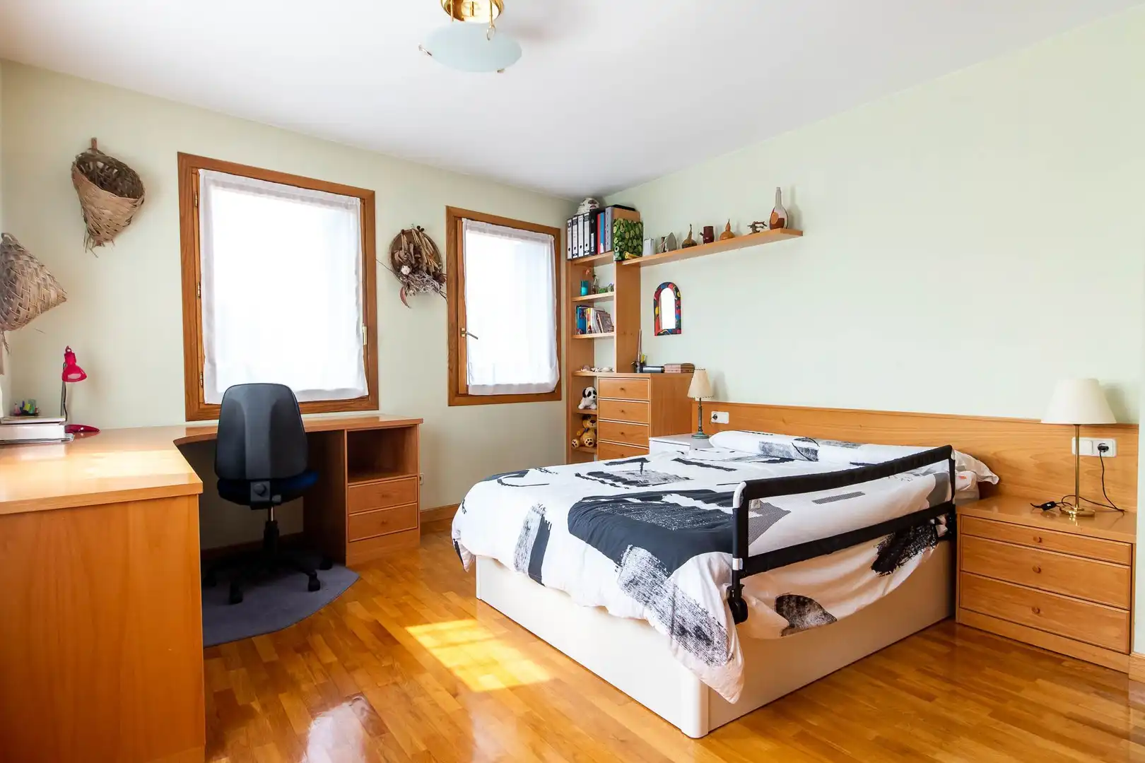 Habitación de Casa o chalet en venta en Puente la Reina / Gares con Calefacción, Jardín privado y Trastero
