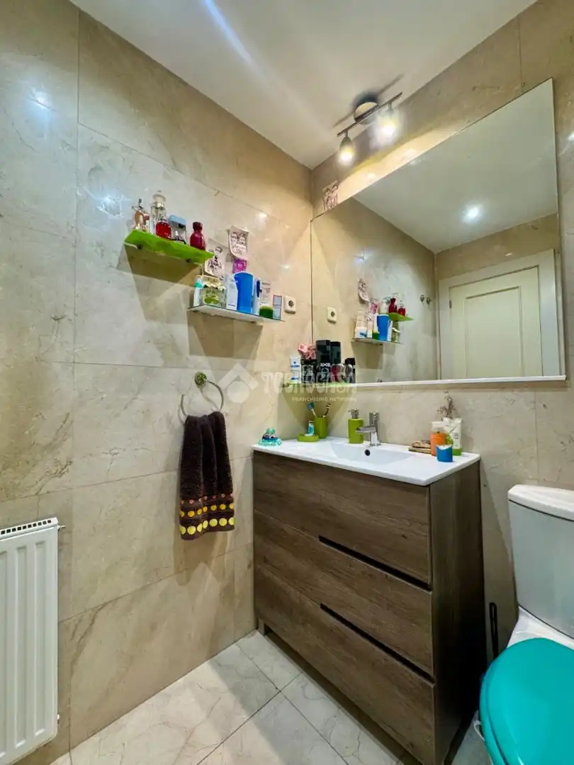 Baño de Piso en venta en San Sebastián de los Reyes con Aire acondicionado, Calefacción y Terraza