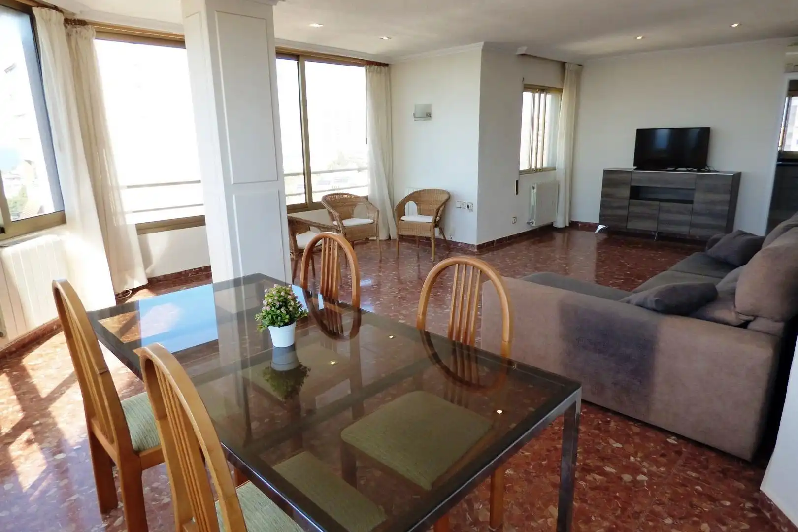 Esszimmer von Wohnung zum Verkauf in Alicante / Alacant mit Klimaanlage, Heizung und Privatgarten