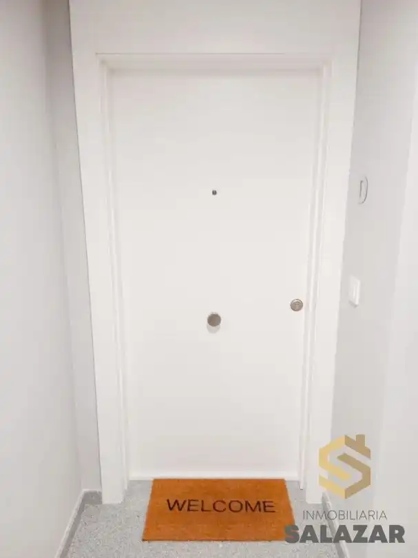 Ático de alquiler en Bilbao  con Calefacción, Jardín privado y Terraza