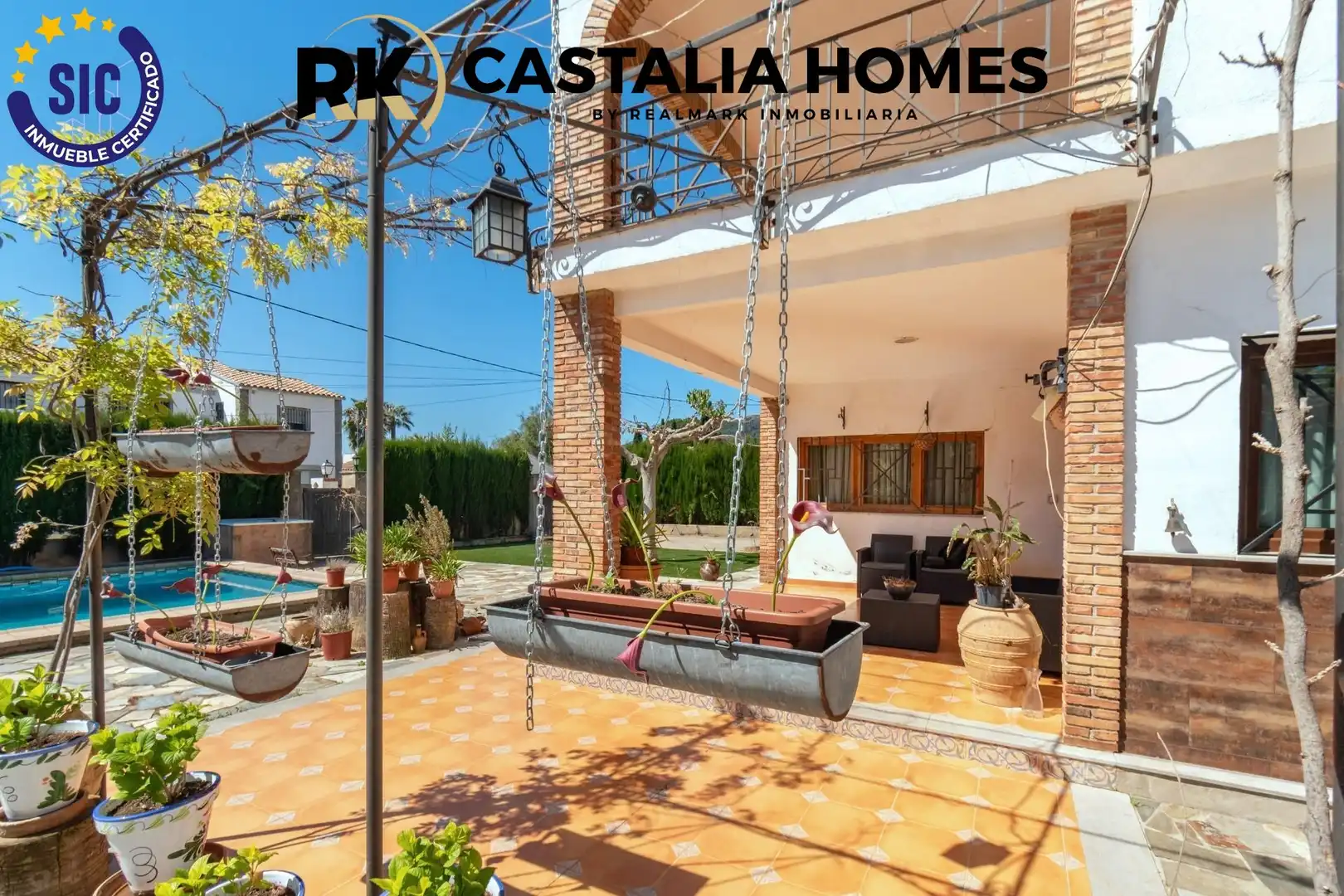 Vista exterior de Casa o xalet en venda en Borriol amb Calefacció, Jardí privat i Piscina