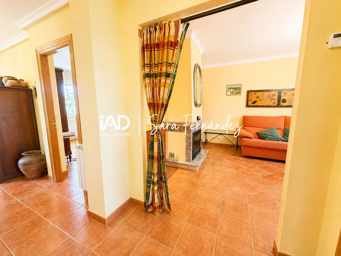 Sala d'estar de Casa o xalet en venda en Sariegos amb Calefacció