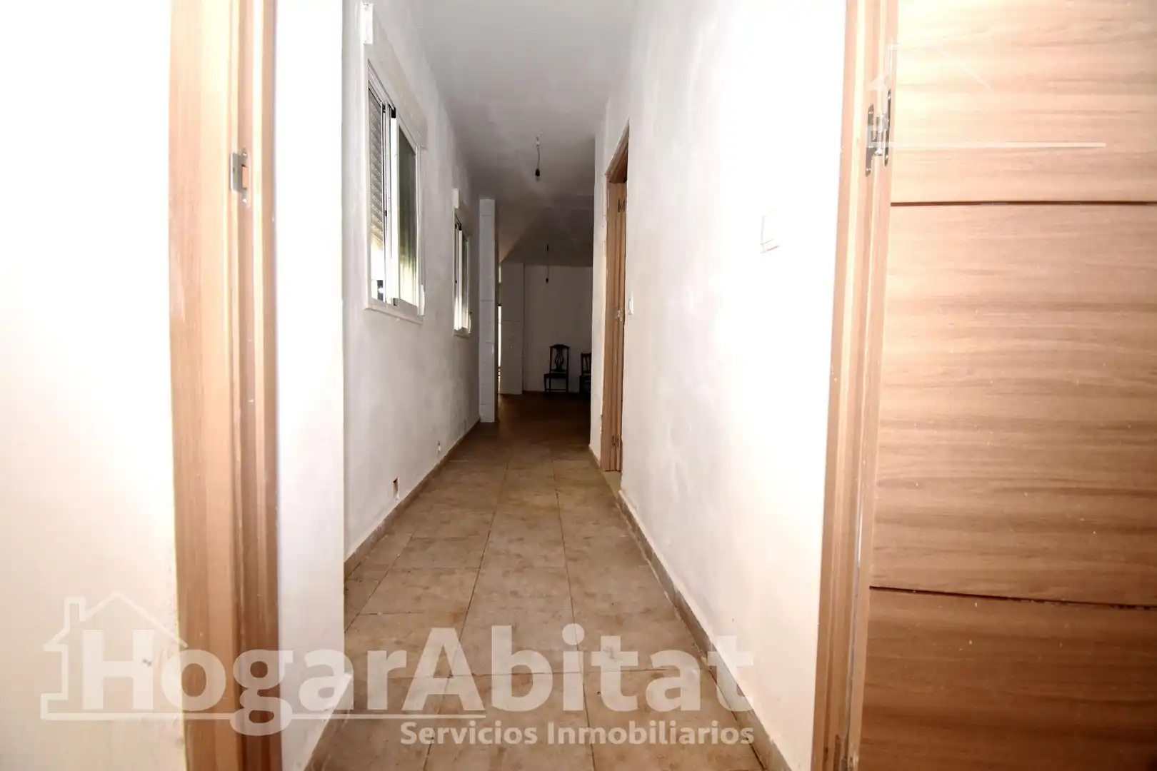 Haus oder Chalet zum Verkauf in Alzira mit Terrasse und Balkon