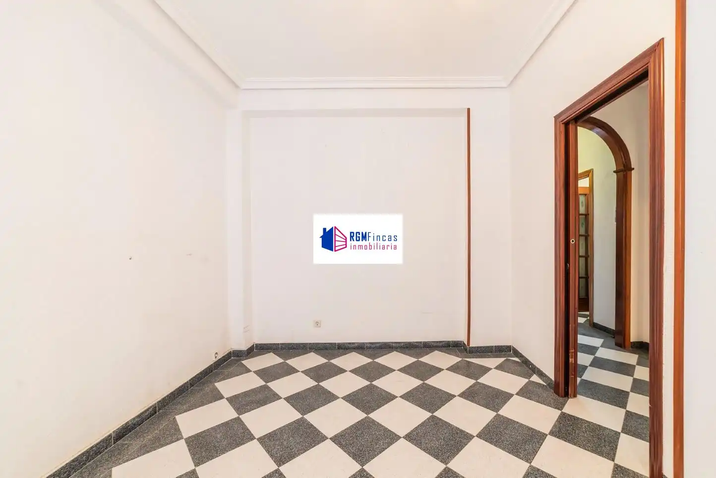Houses for sale in Sevilla