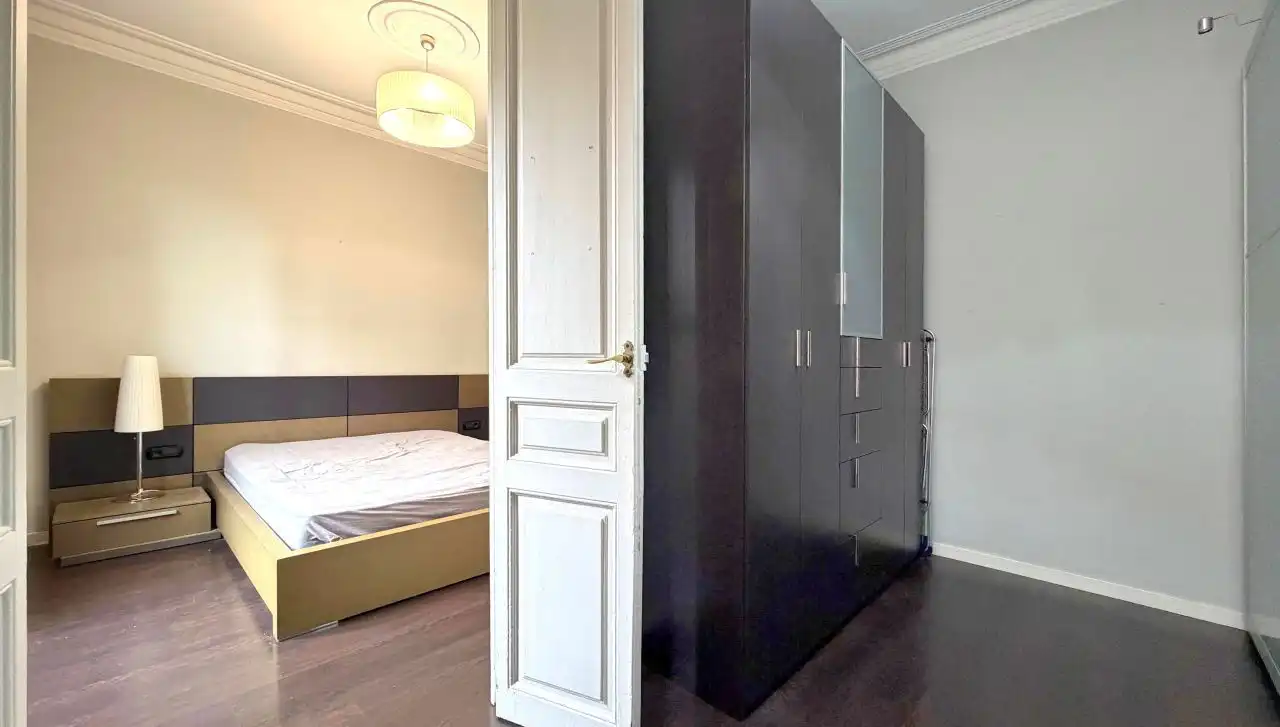 Schlafzimmer von Wohnung zum Verkauf in Barcelona mit Balkon