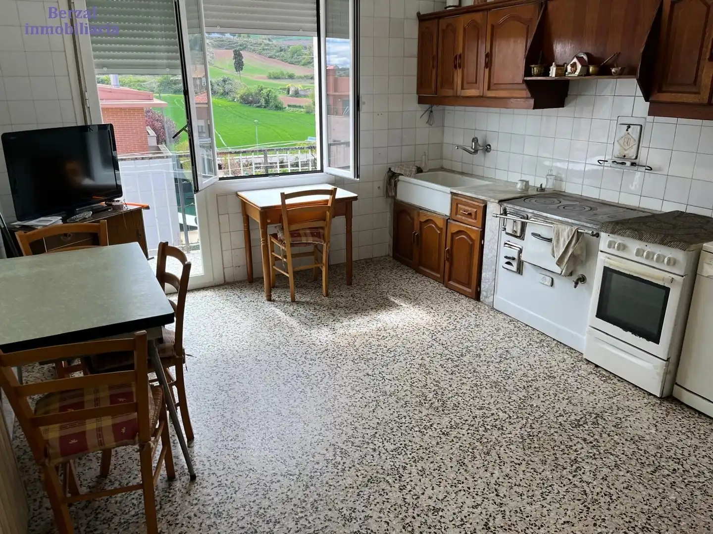 Cuina de Casa o xalet en venda en Ventosa amb Calefacció, Terrassa i Traster