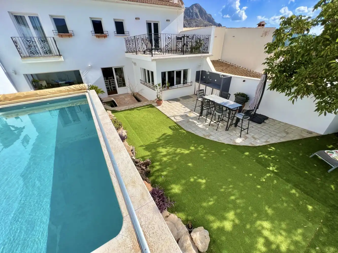 Houses for sale in Calle Padre Arnaiz, 1, Alfarnatejo