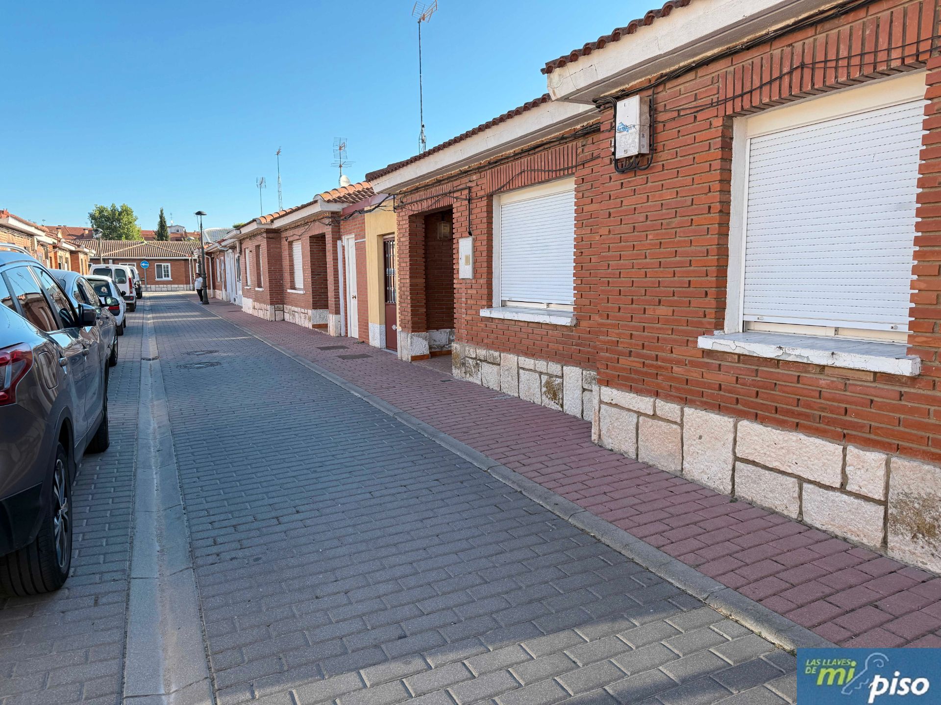Exterior view of Single-family semi-detached for sale in Santovenia de Pisuerga  with Heating, Private garden and Parquet flooring