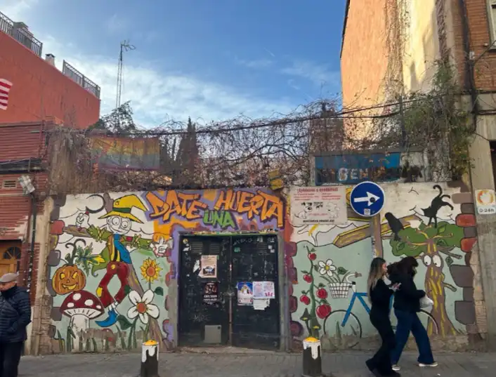 Vista exterior de Residencial en venda en Barcelona