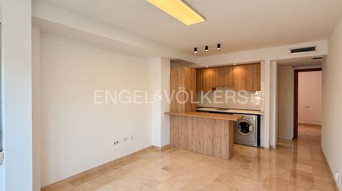 Foto 2 de Piso de alquiler en Barrio de Campanar, Valencia Capital