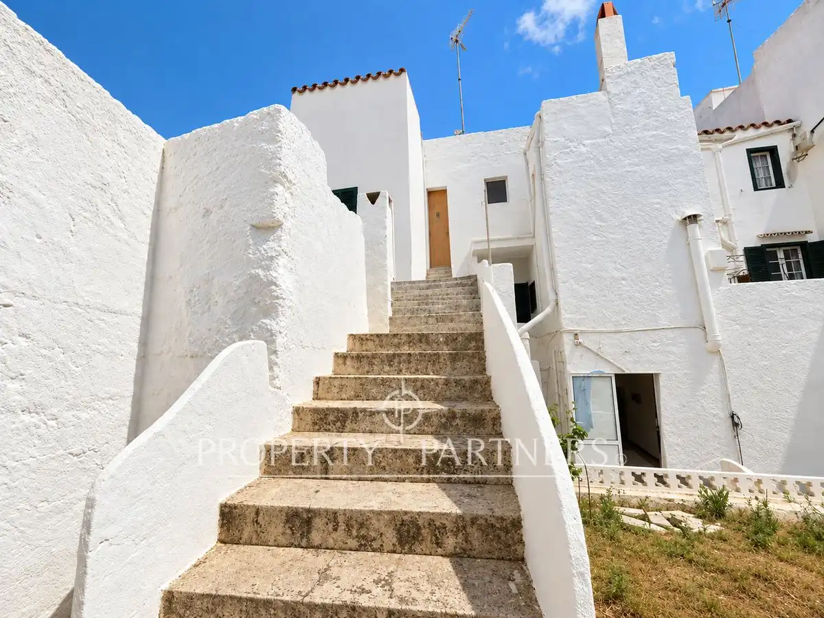 Casa a schiera con giardino in vendita a Carrer de Sant Cristòfol, imagen 3