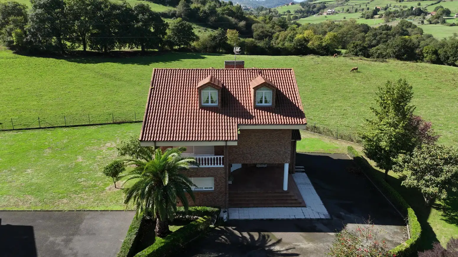 Casa con jardín en venta en Solís - CS Alvares