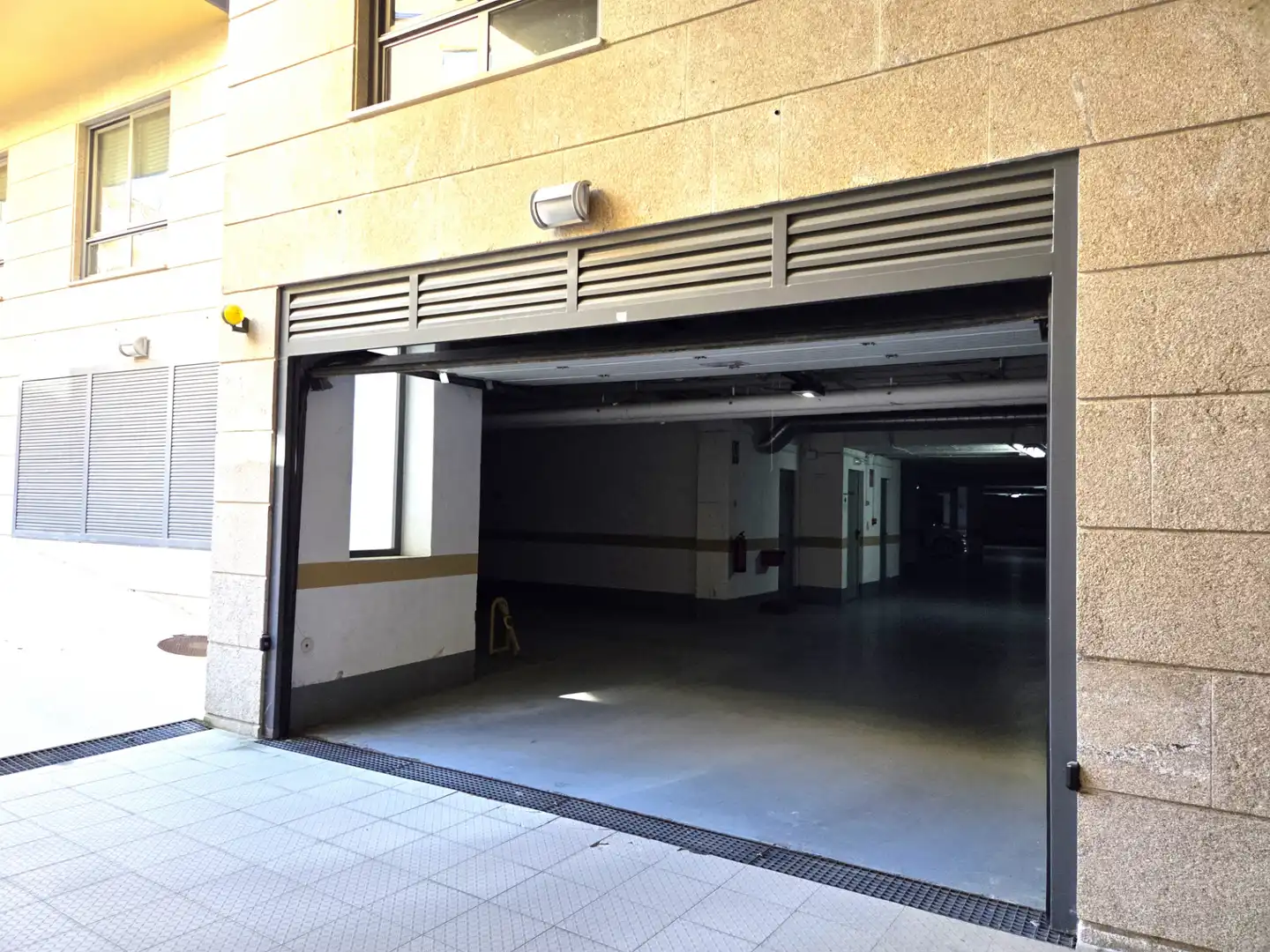 Aparcament de Apartament en venda en Sanxenxo amb Calefacció, Parquet i Terrassa