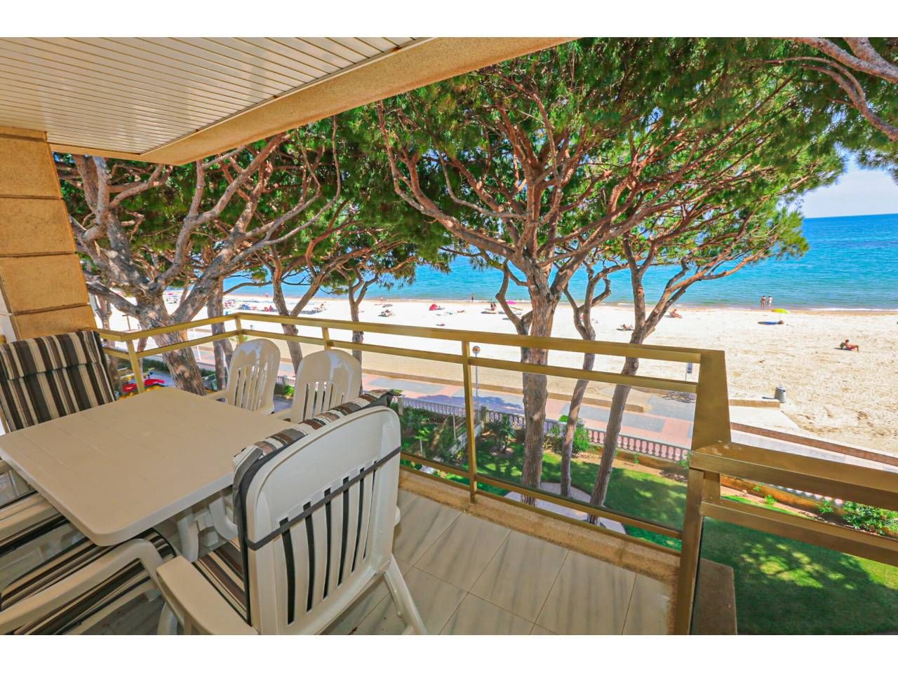 Bedroom of Flat for sale in Cambrils  with Terrace, Furnished and Balcony