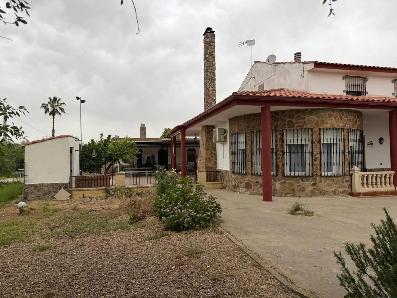Landhaus mit Pool zum Verkauf in Don Benito