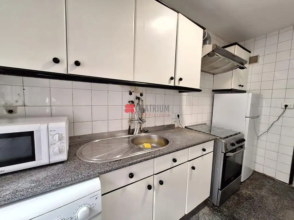 Kitchen of Flat for rent in Santiago de Compostela   with Heating and Furnished