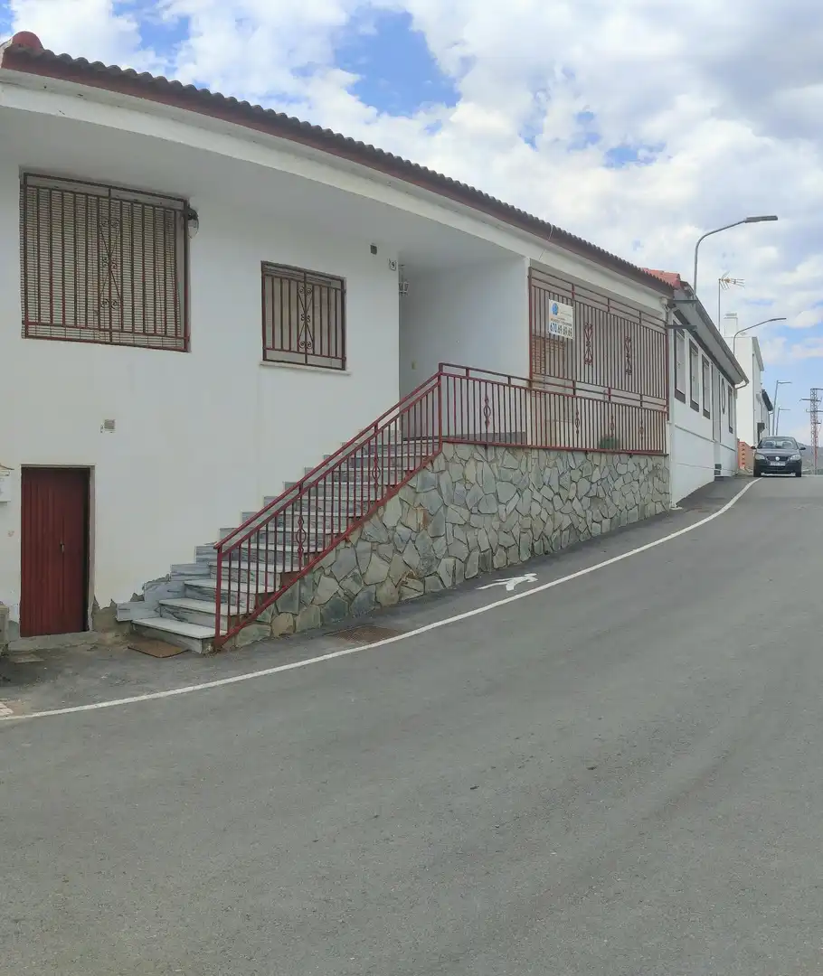 Casa en venda a Serón