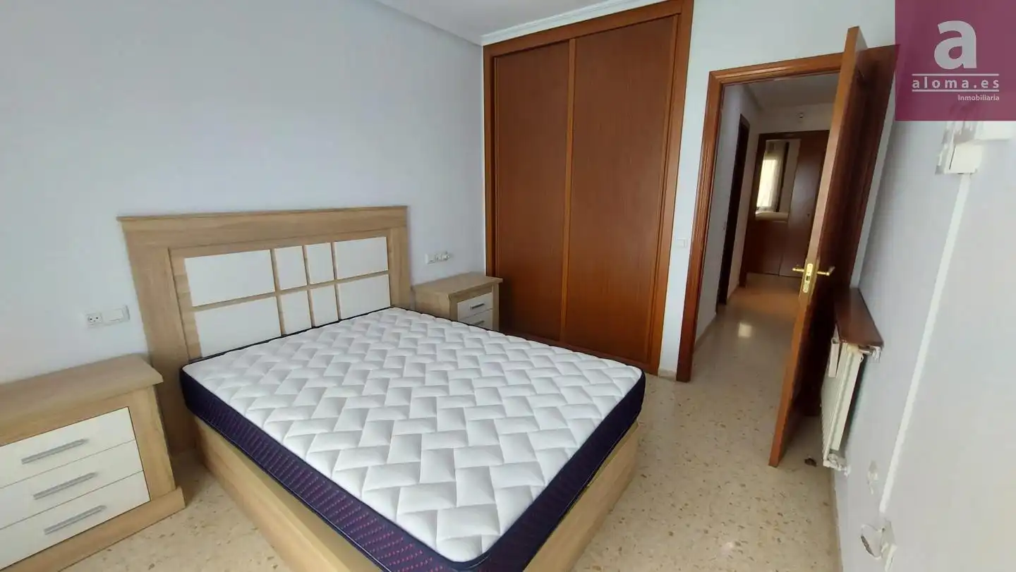 Bedroom of Flat for rent in Cáceres  with Heating, Terrace and Furnished