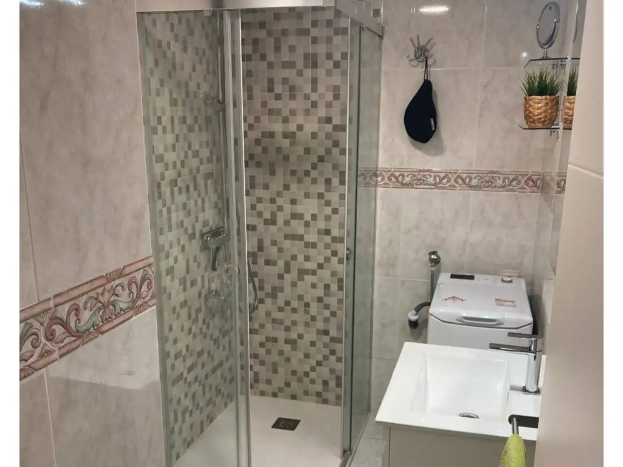 Bany de Apartament de lloguer en Almuñécar amb Terrassa i Moblat