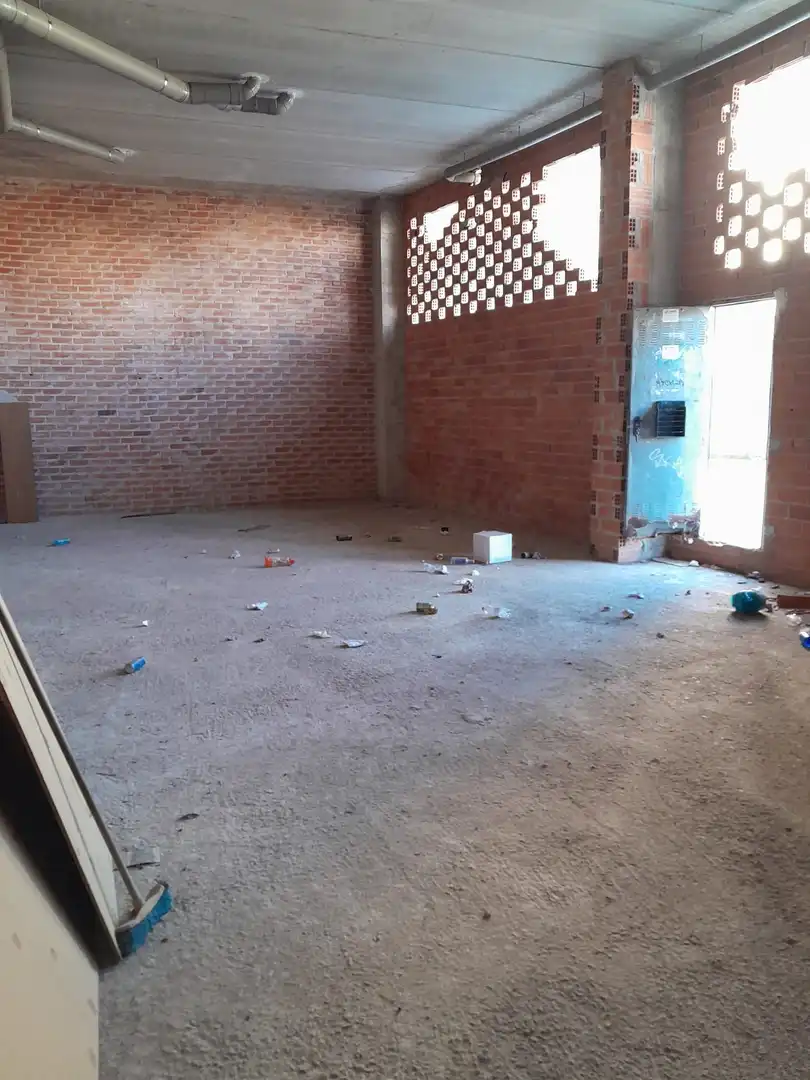 Local comercial en alquiler en Santa Uxía de Ribeira, imagen 4