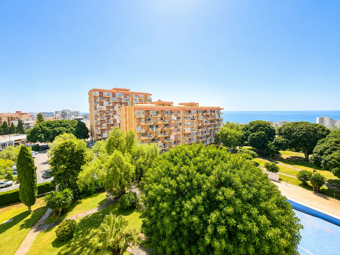 Study for rent in Avenida Gamonal, Parque de la Paloma
