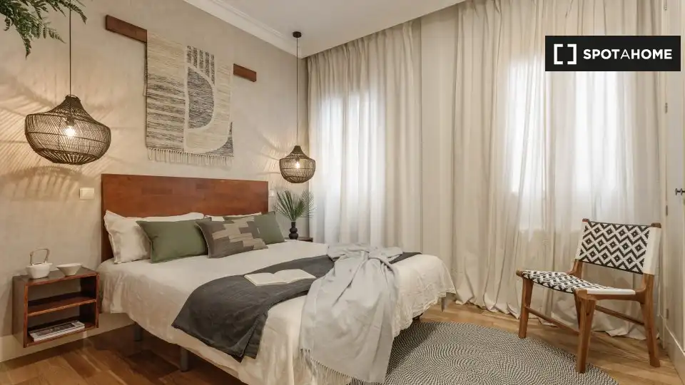 Room in Castellana