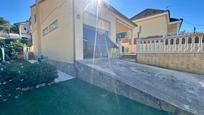 Exterior view of House or chalet for sale in El Vendrell  with Heating, Private garden and Terrace