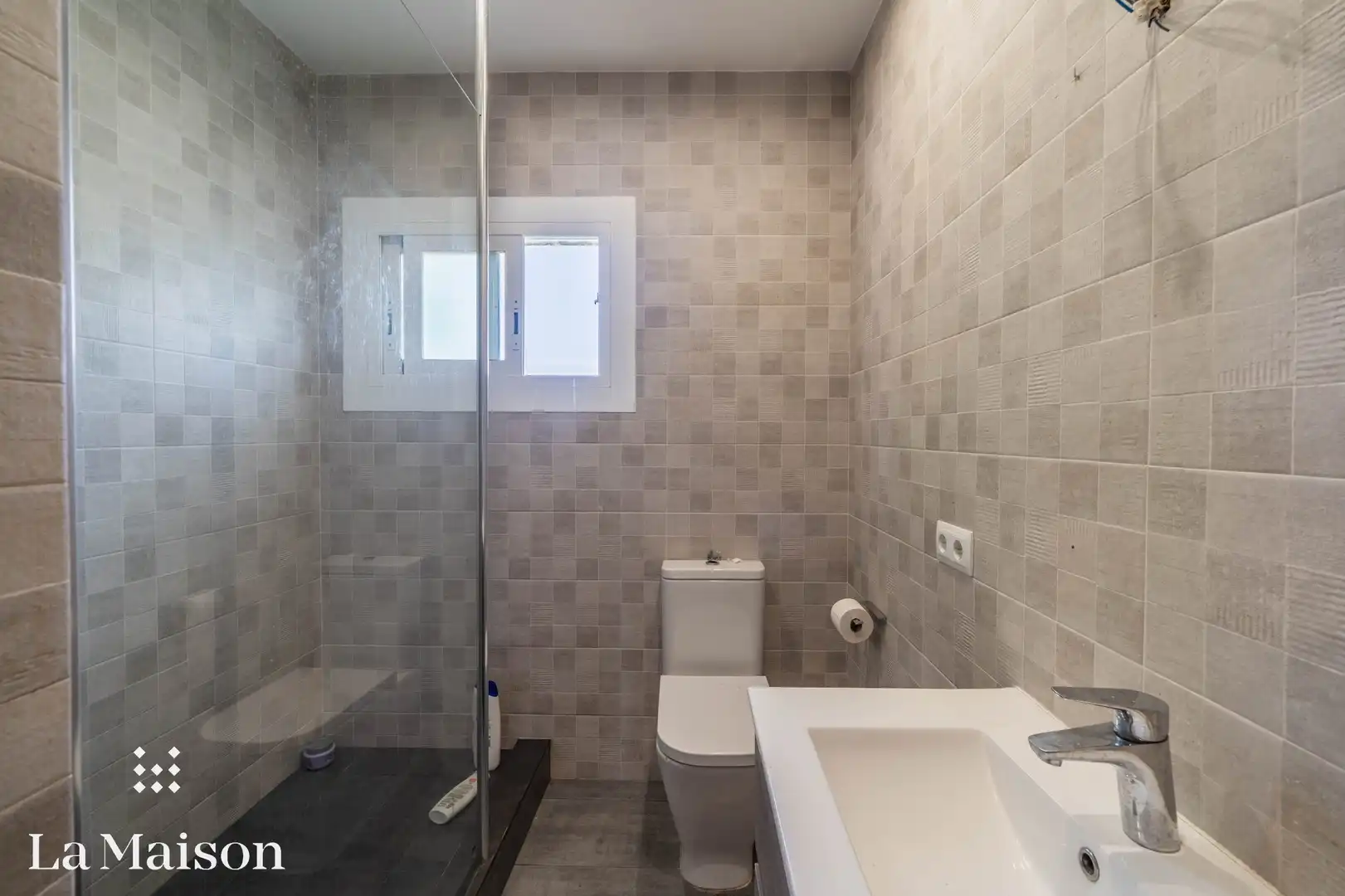 Bany de Casa o xalet en venda en Arenys de Mar amb Jardí privat, Terrassa i Traster