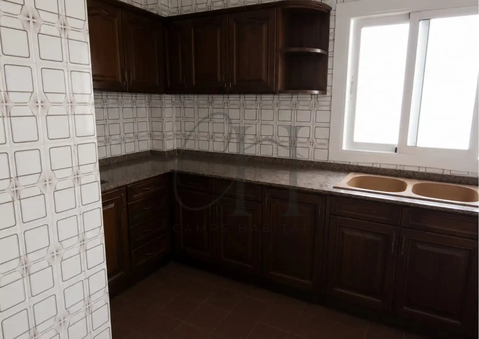 Cocina de Piso en venta en Cornellà de Llobregat