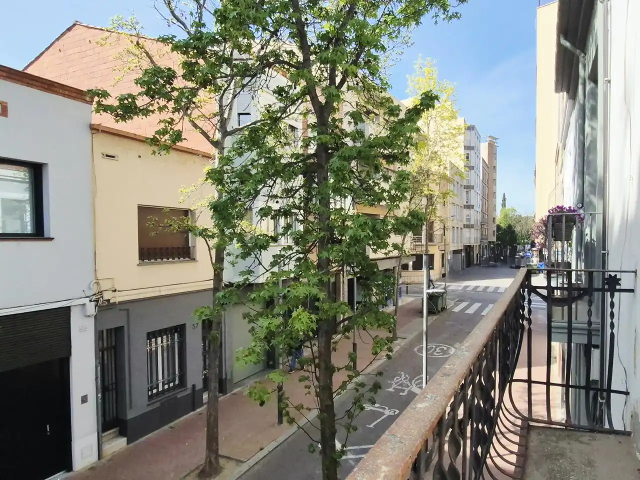 Vista exterior de Piso en venta en Terrassa con Calefacción y Balcón