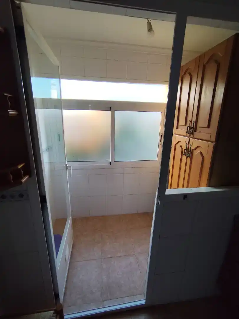 Bathroom of Flat for rent in Cistérniga  with Furnished