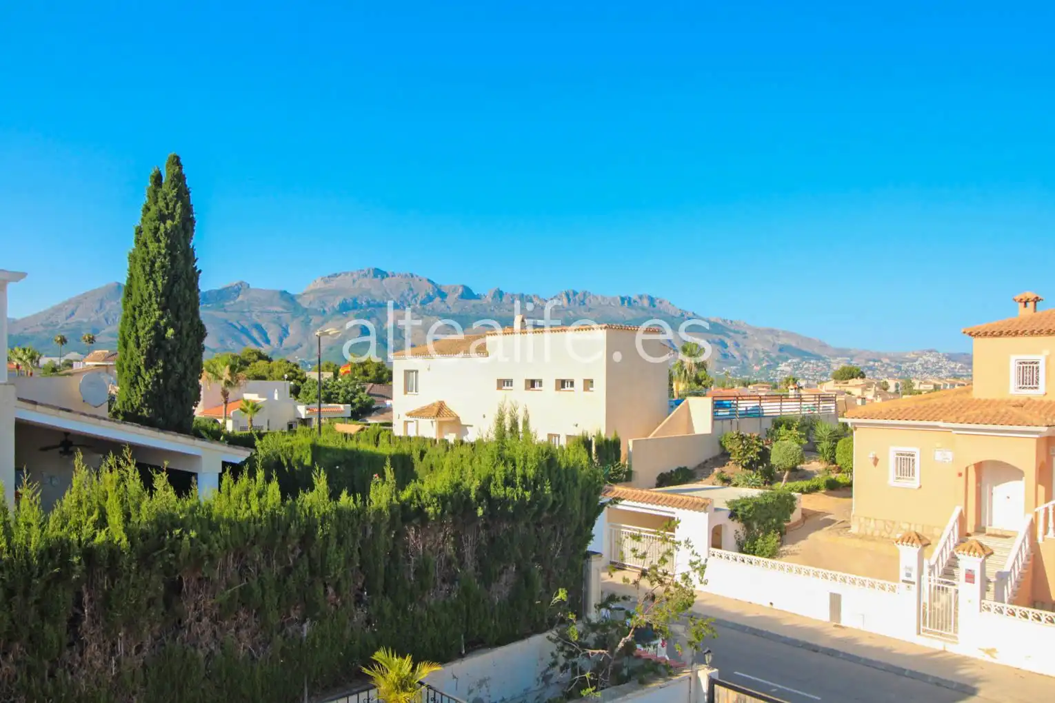 Exterior view of Houses for sale in Altea  with Air Conditioner, Terrace and Community pool