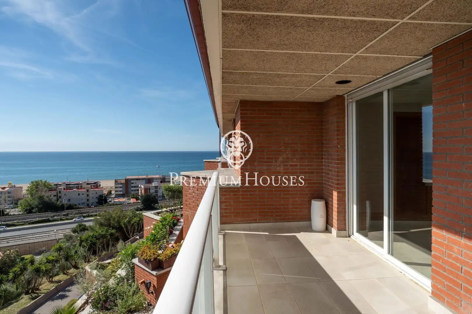 Balcony of Attic for sale in Sitges  with Heating, Private garden and Terrace