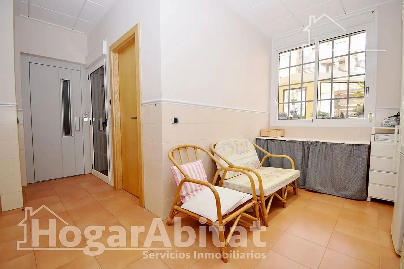 Schlafzimmer von Einfamilien-Reihenhaus zum Verkauf in Vila-real mit Klimaanlage, Privatgarten und Terrasse