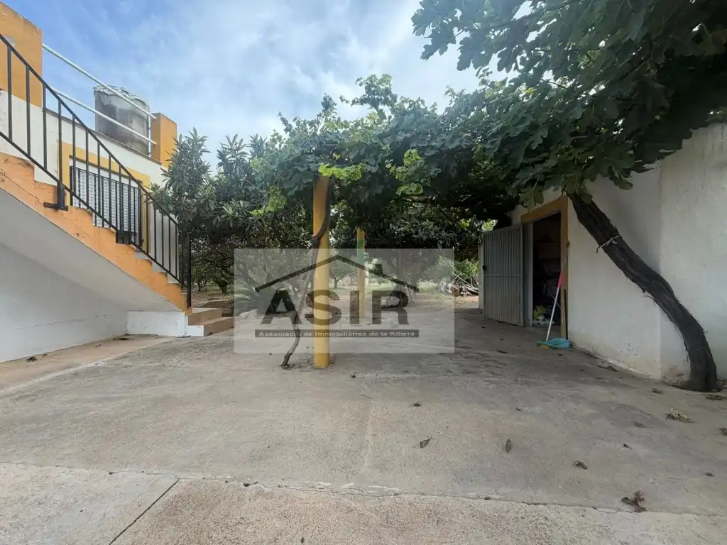 Parking of Houses for sale in Benicull de Xúquer