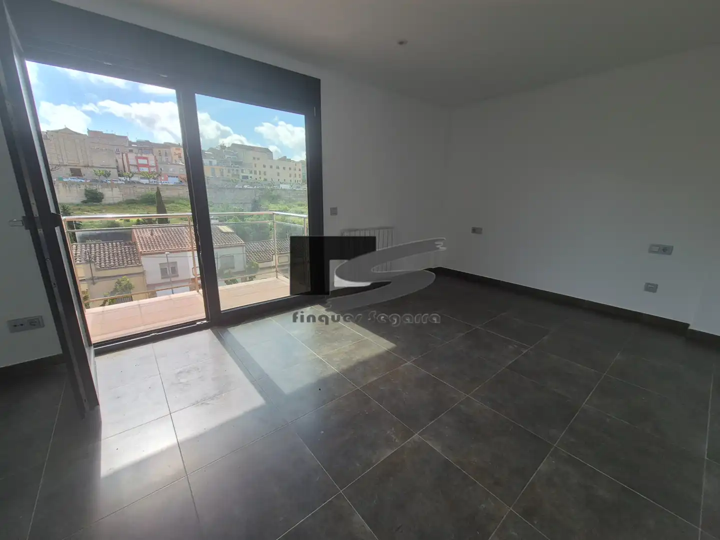 Casa o xalet en venda a Avinguda de Vallfogona, 37, Cervera