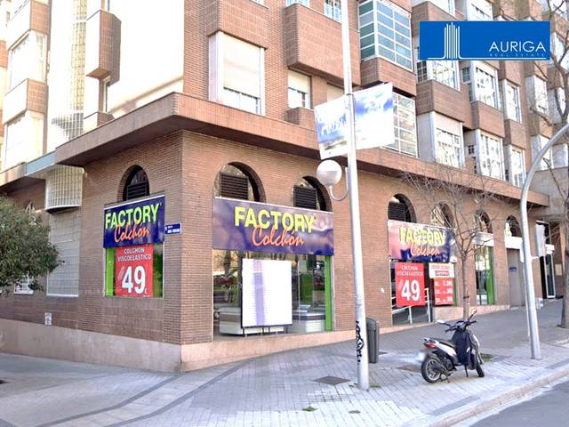 Local comercial en Venta en Niño Jesús