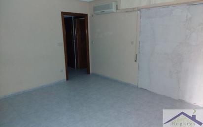 Flat for sale in Linares