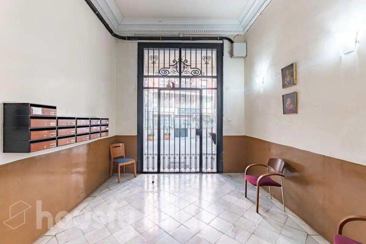Piso en venta en Barcelona con Amueblado