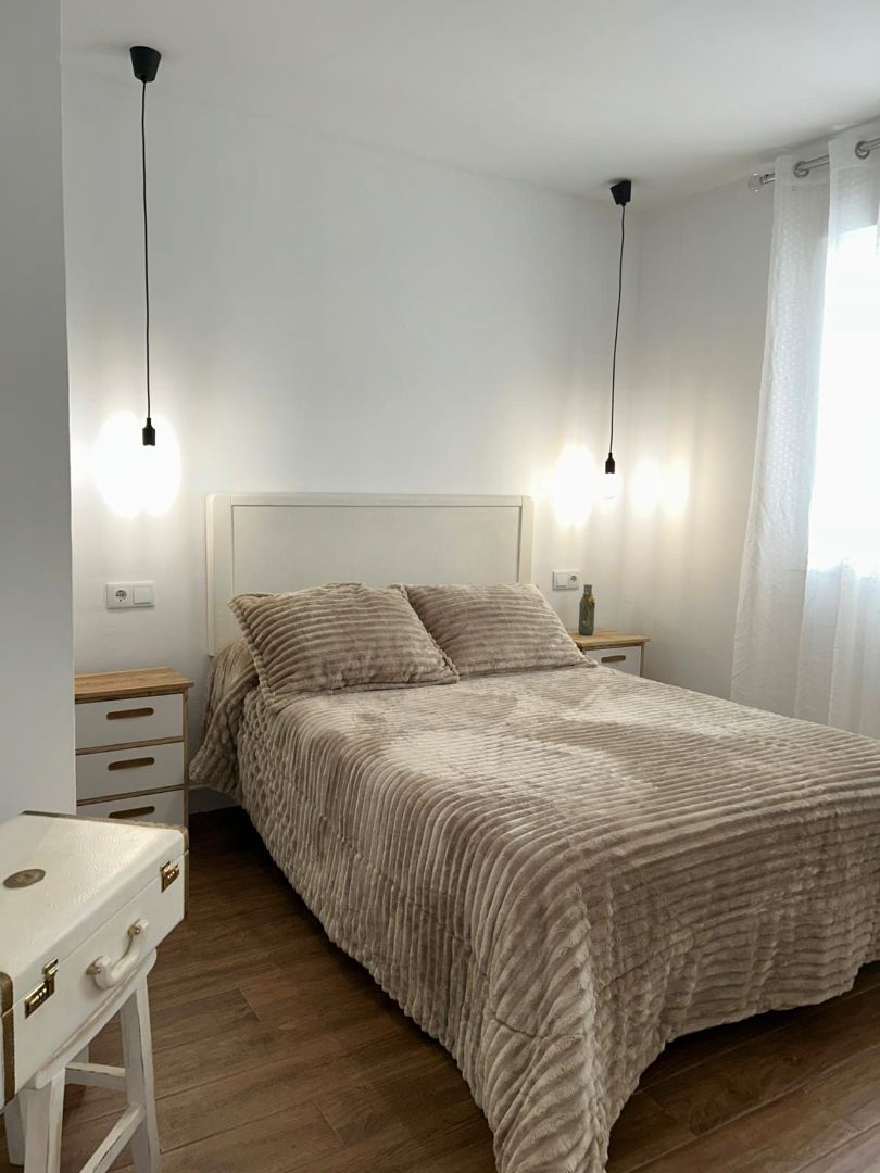 Habitación de Piso de alquiler en Chipiona con Aire acondicionado, Calefacción y Amueblado