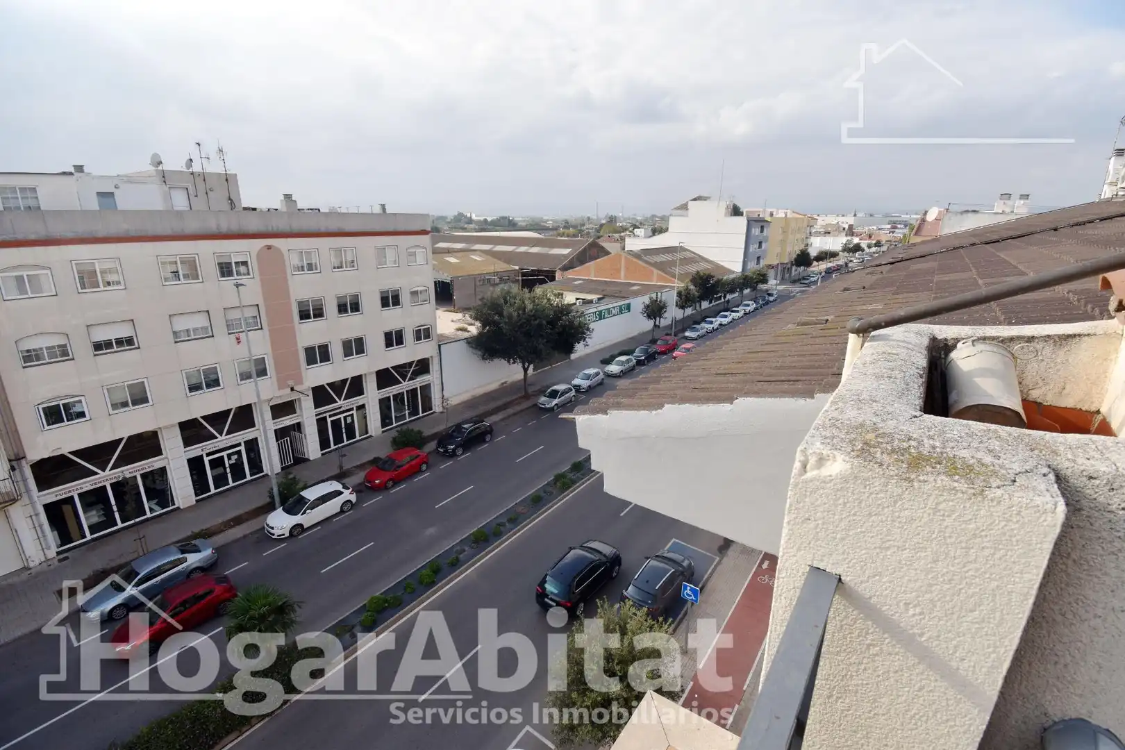 Vista exterior de Àtic en venda en Castellón de la Plana / Castelló de la Plana amb Terrassa i Traster