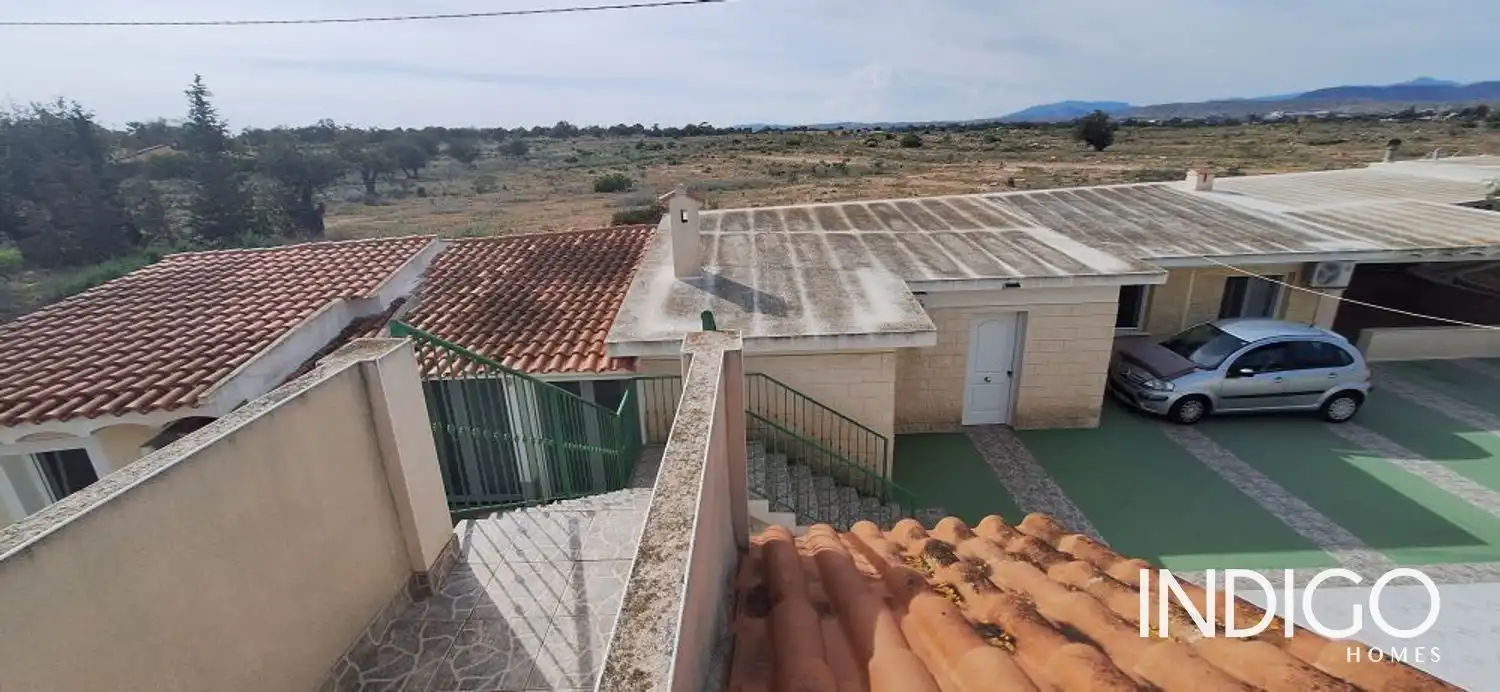 Casa o chalet en venta en Elche / Elx con Aire acondicionado, Calefacción y Terraza