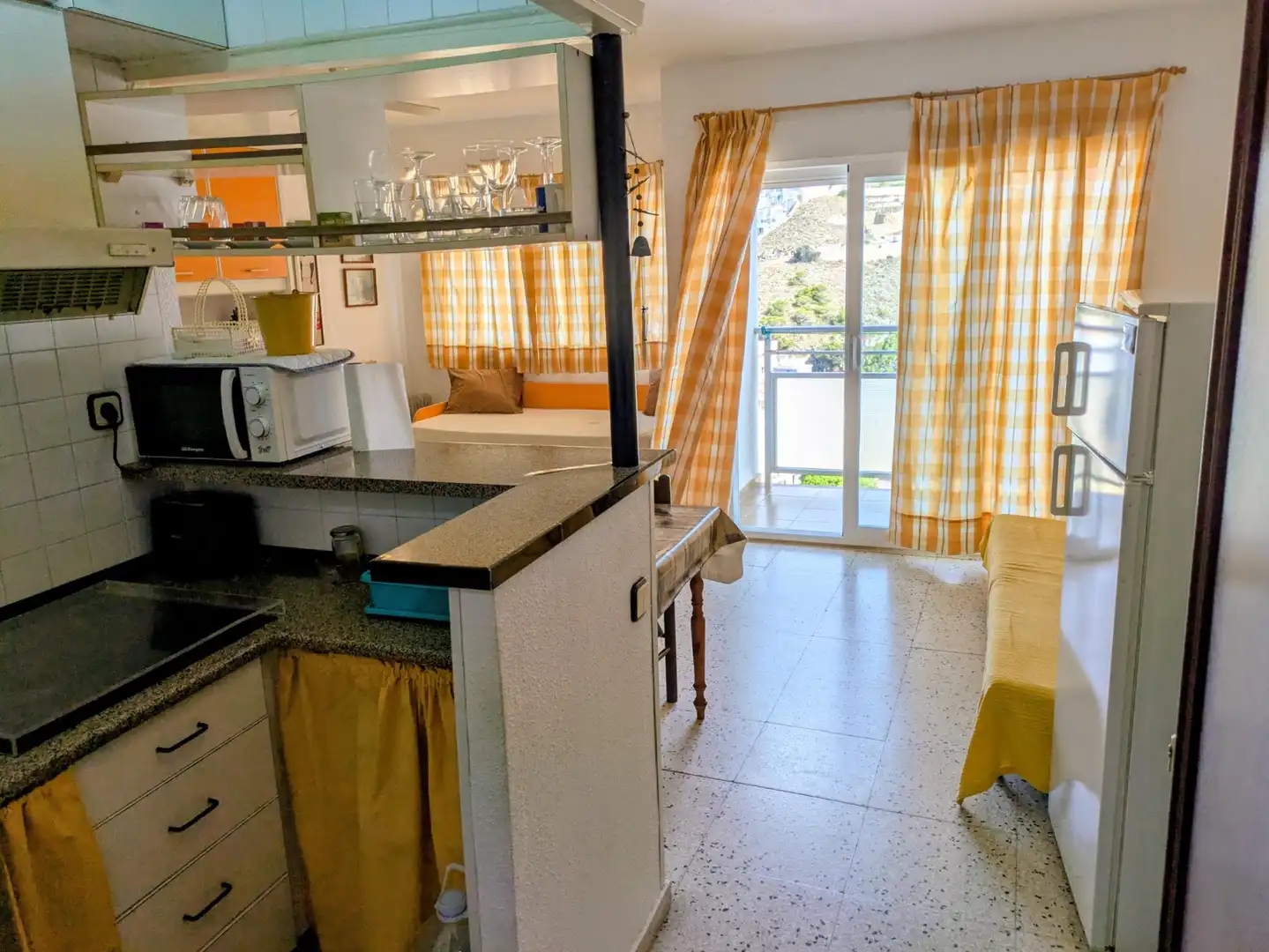 Apartament amb terrassa en venda a El Faro, imagen 6
