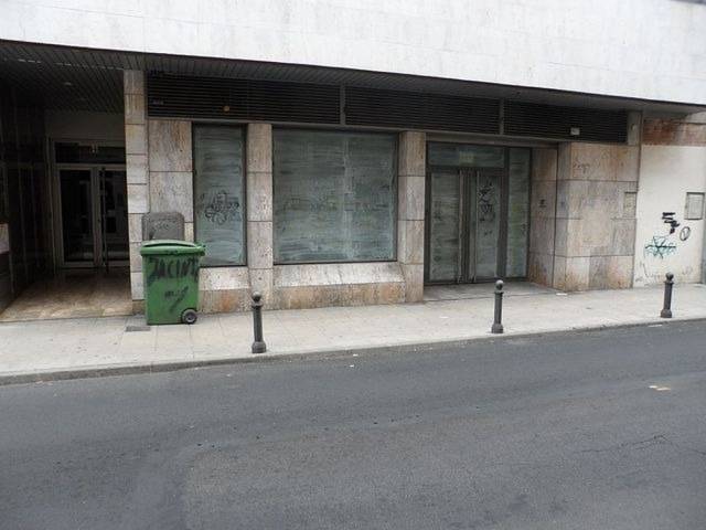 Local comercial en Alquiler en El Perchel